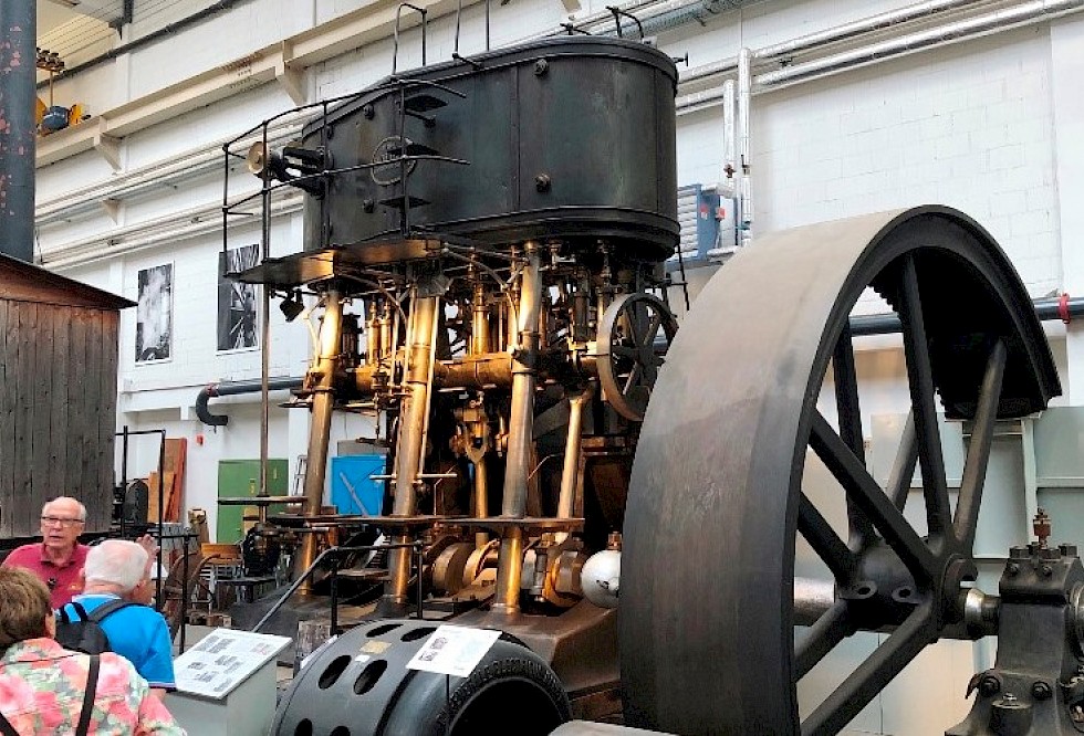 Wir suchen ehrenamtliche Mitarbeiter:innen und Helfer:innen